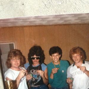 Meet your Posher, Wayne